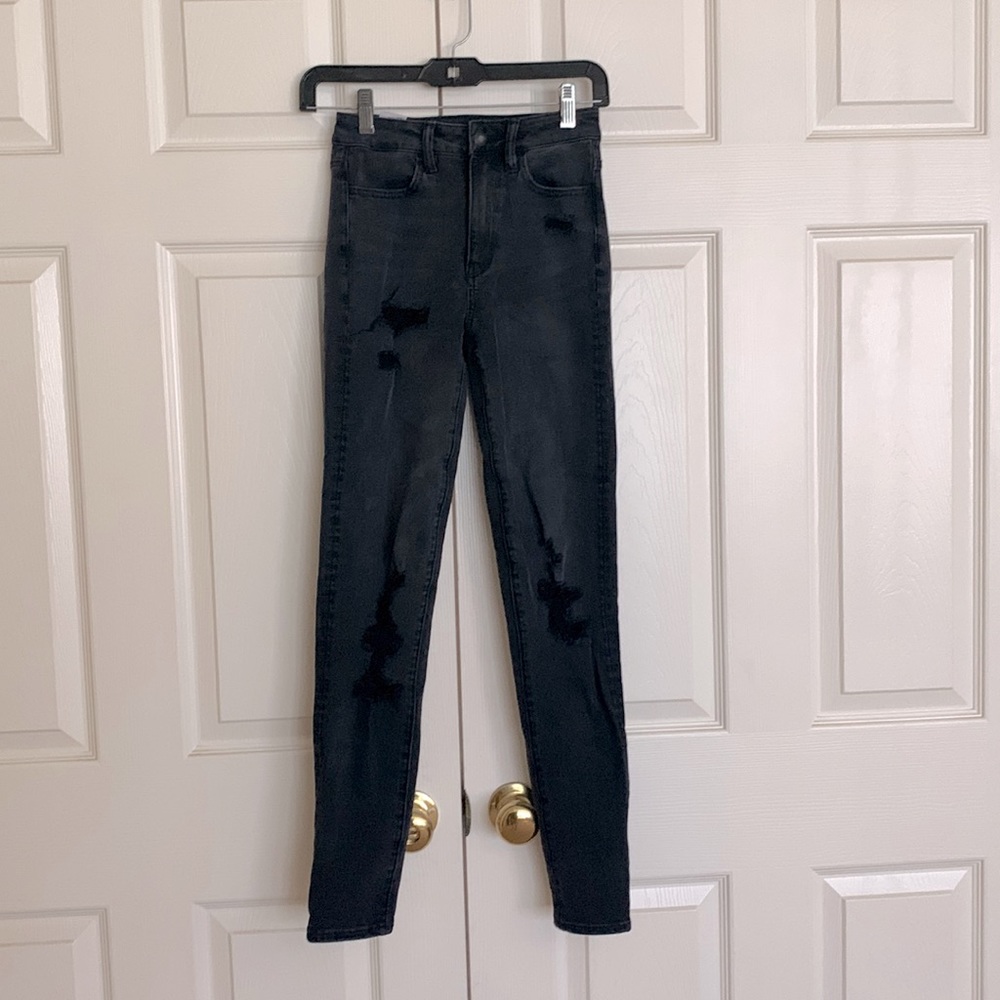 American Eagle Ripped Super Waisted Jeggings